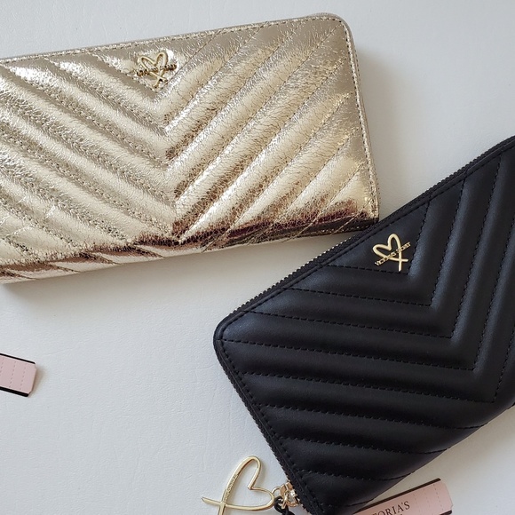 NEW Victoria's Secret V Quilted Continental Wallet - Picture 9 of 12